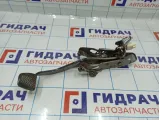 Педаль тормоза Toyota Corolla (E180) 4710102450.