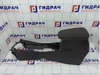 Подлокотник с центральной консолью Toyota Corolla (E180) 5891002350C0.