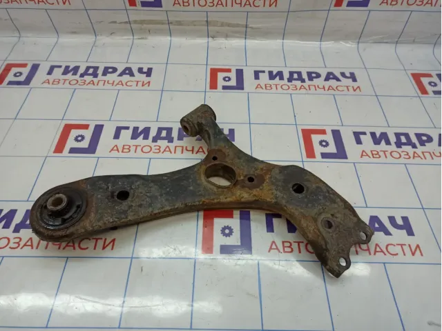 Рычаг передний правый Toyota Corolla (E180) 48068-02130.