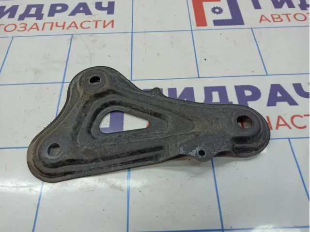 Кронштейн передней балки левый Toyota Corolla (E180) 52258-02060.