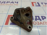 Кронштейн двигателя правый Toyota Corolla (E180) 12315-37030.