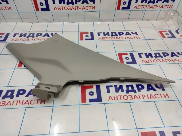 Обшивка стойки задней правой Toyota Corolla E18 6247002320B0.