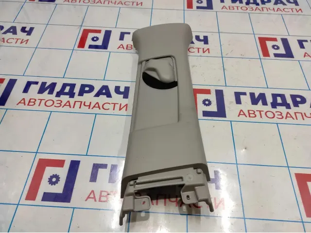 Обшивка стойки средней правой верхняя Toyota Corolla E18 6241002210B1.