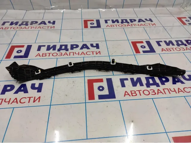 Кронштейн бампера заднего правый Toyota Corolla E18 5257502120.