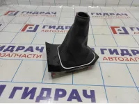 Накладка декоративная Toyota Corolla E18 5884302580. На кулису КПП.