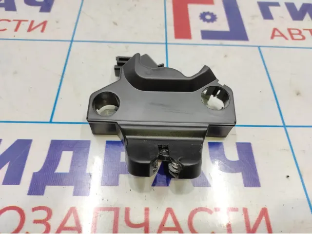 Замок багажника Toyota Corolla E18 6460002070.