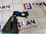 Клемма аккумулятора минус Toyota Corolla E18 8212302550.