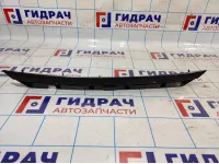 Накладка крышки багажника Toyota Corolla E18 7681102E60.