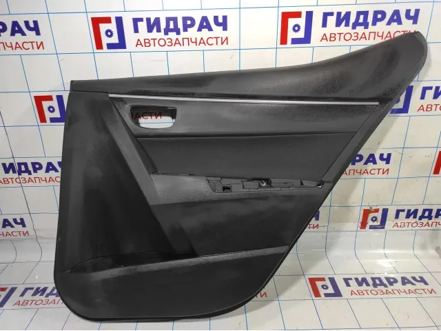 Обшивка двери задней правой Toyota Corolla E18 6763002R8028.