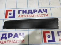 Накладка двери задней правой Toyota Corolla E18 .