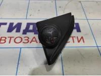 Крышка зеркала внутренняя правая Toyota Corolla E18 6749102441.