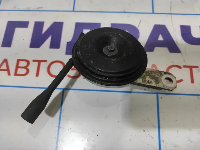 Сигнал звуковой Toyota Corolla E18 8652002220.