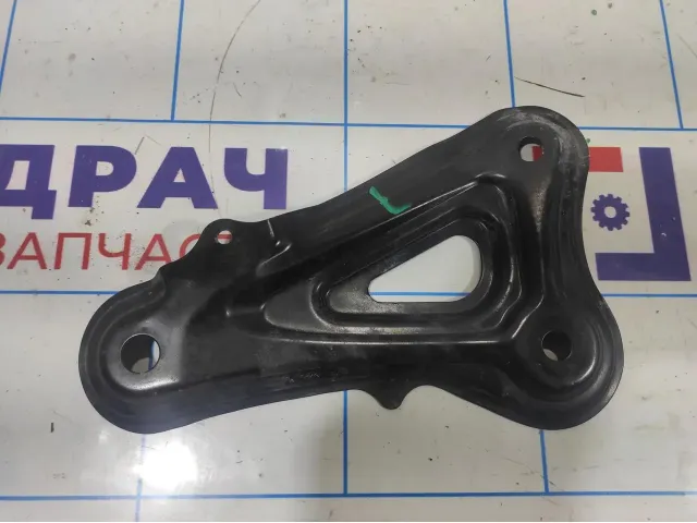 Кронштейн передней балки Toyota Corolla E18 5225802060. Левый.