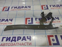 Кронштейн замка капота Toyota Corolla E18 5320902100.