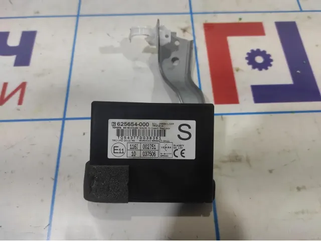 Иммобилайзер Toyota Corolla E18 8978002160.