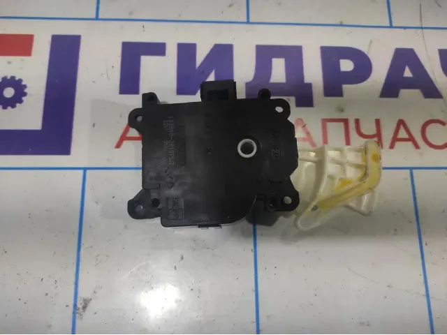 Моторчик заслонки отопителя Toyota Corolla E18 8710602180.