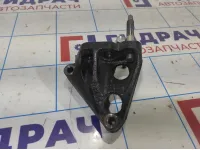Кронштейн двигателя правый Toyota Corolla E18 1231537030.