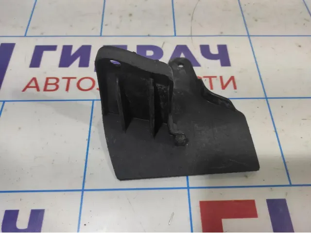 Брызговик задний правый Toyota Corolla E18 .