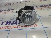 Фара противотуманная левая Toyota Corolla E18 8122002110. С кронштейном.