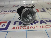 Фара противотуманная правая Toyota Corolla E18 8121002110. С кронштейном.