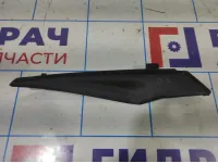 Накладка лобового стекла левая Toyota Corolla E18 5382402120.