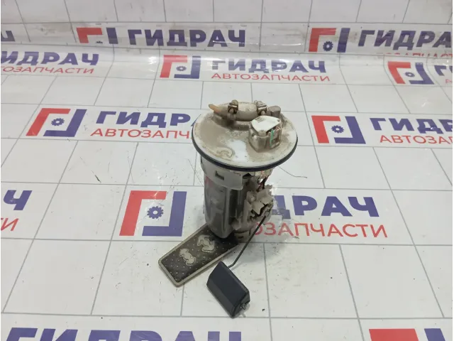 Насос топливный Toyota Corolla Verso 232210D070