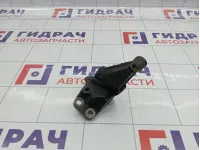 Кронштейн двигателя правый Toyota Corolla Verso 123150D040