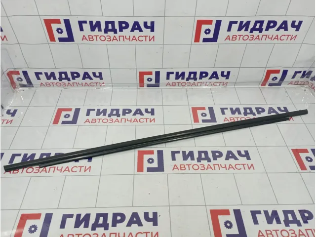Накладка стекла заднего левого Toyota Corolla Verso (AR10) 75740-64010