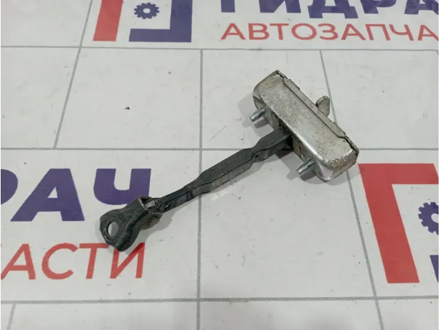Ограничитель двери задний Toyota Corolla Verso (AR10) 68630-64010