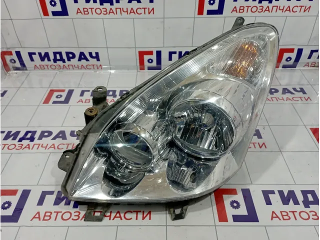 Фара левая Toyota Corolla Verso (AR10) 81170-0F060