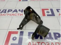 Кронштейн КПП Toyota Corolla Verso (AR10) 12325-0D010