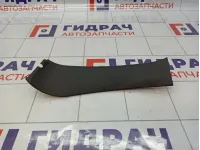 Обшивка двери багажника правая Toyota Corolla Verso (AR10) 67937-0F010-B0
