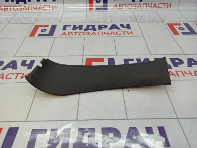 Обшивка двери багажника правая Toyota Corolla Verso (AR10) 67937-0F010-B0