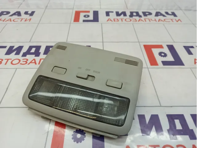 Плафон салонный Toyota Corolla Verso (AR10) 81261-05220-B0