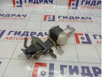 Ремень безопасности задний центральный Toyota Corolla Verso (AR10) 73137-0F010B-0