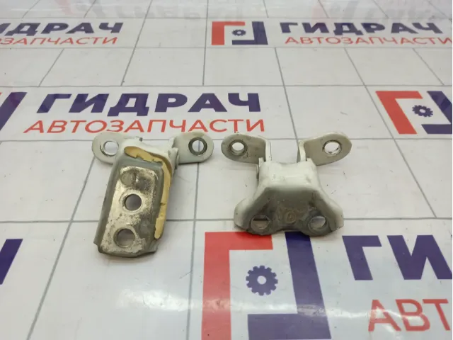 Петли двери передней левой Toyota Corolla Verso (AR10)