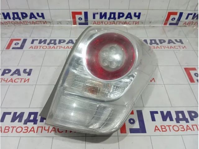 Фонарь задний правый Toyota Corolla Verso 815510F091