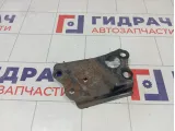 Кронштейн балки передний правый Toyota Corolla Verso 5225502010
