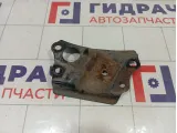 Кронштейн балки передний левый Toyota Corolla Verso 5225602010