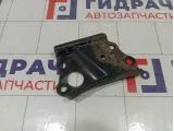 Кронштейн балки передний левый Toyota Corolla Verso 5225602010