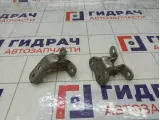 Петли двери передней правой Toyota Corolla Verso