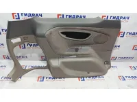 Обшивка багажника левая Toyota Estima 2 64744-28010. Царапины, дефект.