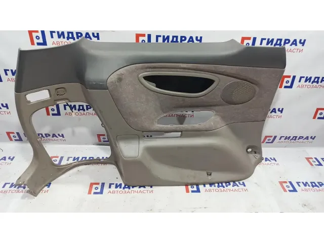 Обшивка багажника левая Toyota Estima 2 64744-28010. Царапины, дефект.