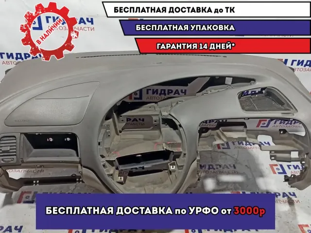 Торпедо Toyota Estima 2 55300-28010. Царапины, сломано крепление.