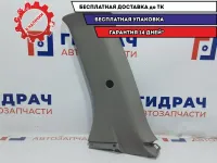 Обшивка стойки задней правая Toyota Estima 2 62638-28170. Царапины.