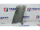 Обшивка багажника правая Toyota Estima 2 62471-28140. Царапины.