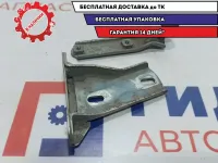 Ролик сдвижной двери задней левой Toyota Estima 2 68302-28010. Верхний.
