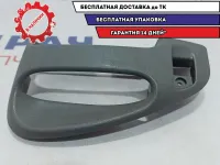 Накладка ручки двери внутренней задняя левая Toyota Estima 2 69762-28010.