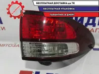 Фонарь задний наружный левый Toyota Estima 2 81561-28260.