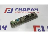 Плафон салонный Toyota Estima 2 81250-28060. В сборе.